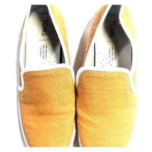 Tom's Clemente slip-on worn once!